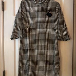 H&M Black and White Checkered Long Sleeve Dress